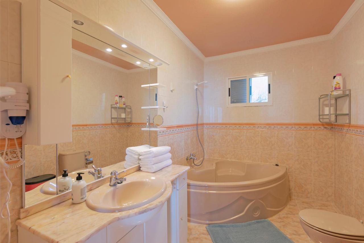 アラフォ Clemente House Private Poolヴィラ エクステリア 写真